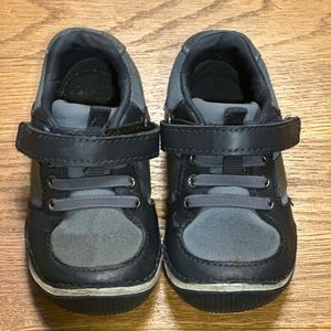 Stride Rite Wes Sneaker